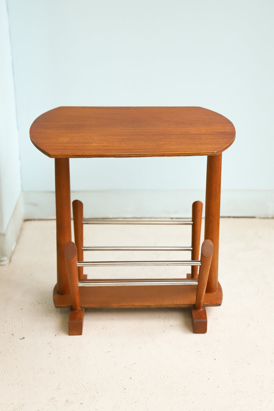 Danish Vintage Small Side Table with Magazine Rack/デンマークヴィンテージ サイドテーブル マガジンラック 北欧家具