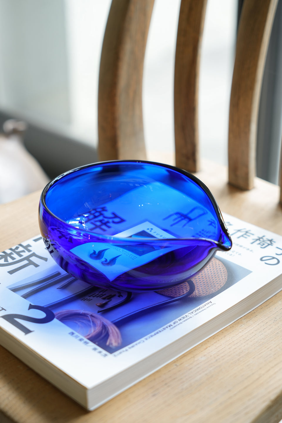 Kawakami Kyoichiro Bright Blue Glass Bowl/河上恭一郎 瑠璃片口鉢 ガラス工芸