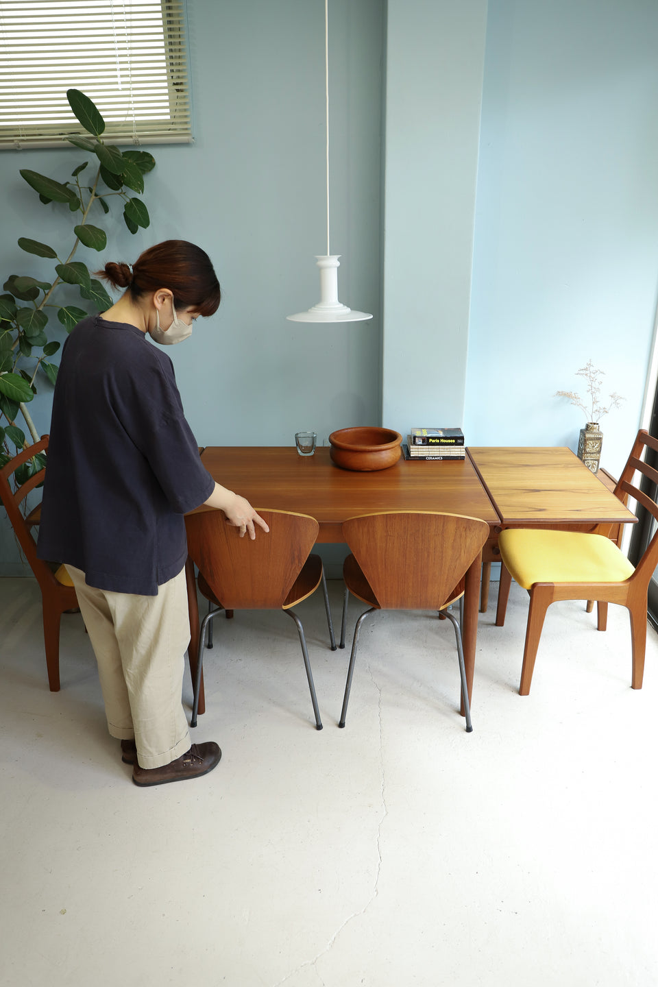 Danish Vintage Small Extension Dining Table/デンマークヴィンテージ ダイニングテーブル エクステンション 北欧家具