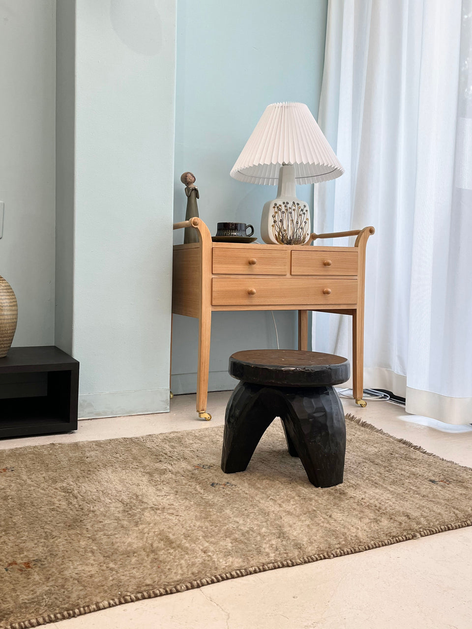 African Wooden Stool/アフリカン スツール 木製 3本脚 椅子 民芸