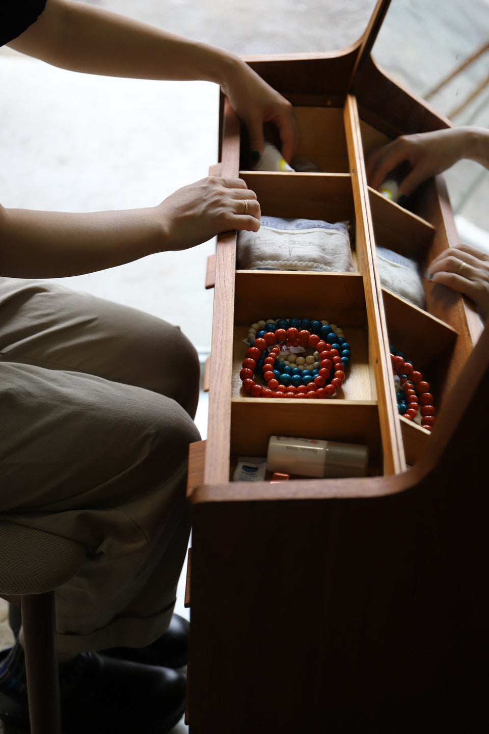 Danish Vintage Writing Desk Bureau Dresser/デンマーク ヴィンテージ ライティング ビューロー 北欧モダン デスク チェスト