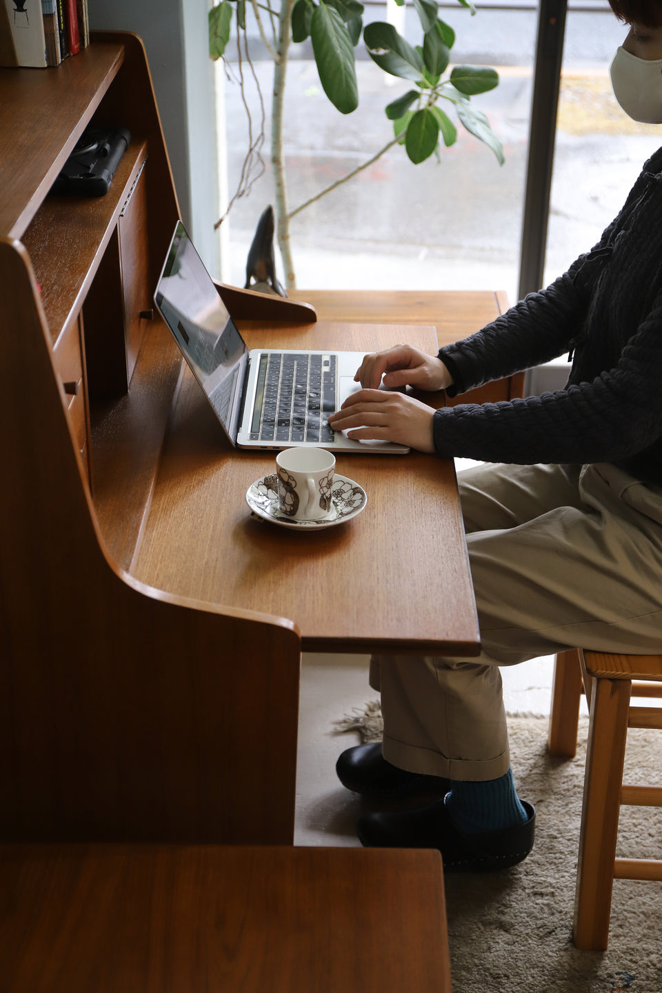Danish Vintage Teak Writing Bureau with Mirror/デンマークヴィンテージ ライティングビューロー チーク材 ドレッサー 北欧家具