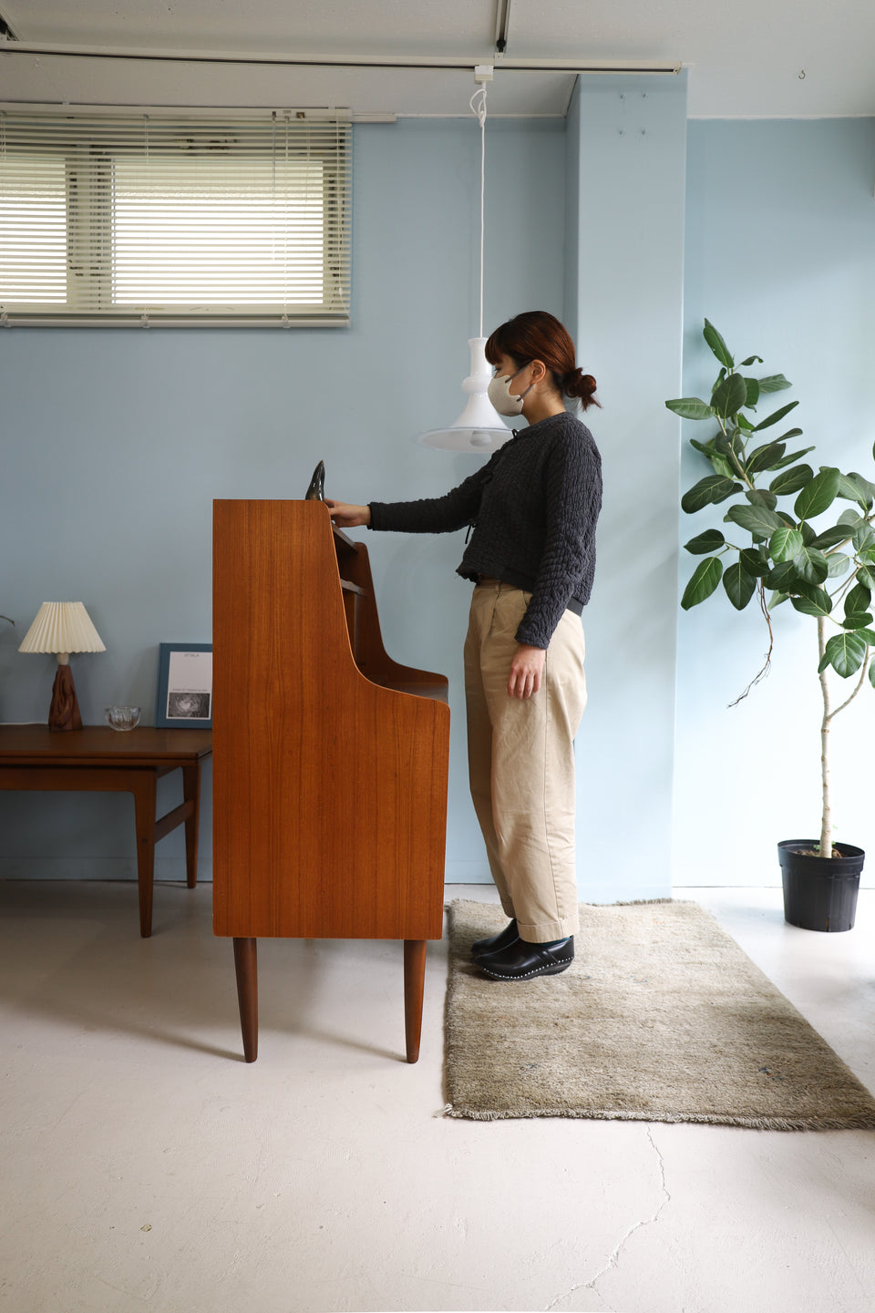 Danish Vintage Teak Writing Bureau with Mirror/デンマークヴィンテージ ライティングビューロー チーク材 ドレッサー 北欧家具