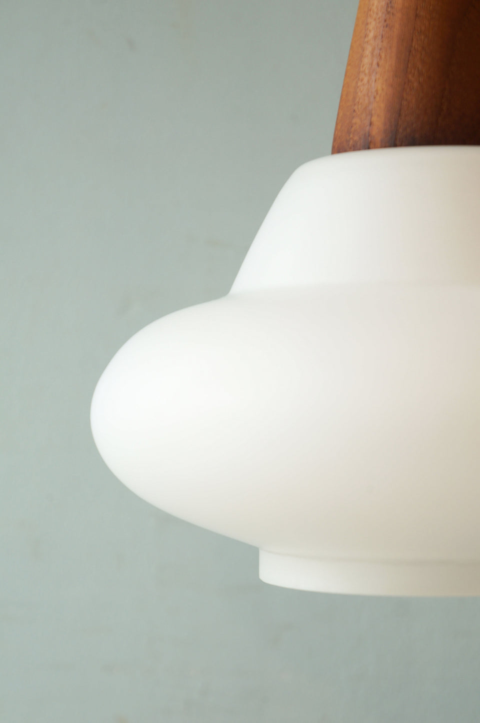 Danish Vintage Glass Teak Pendant Light/デンマークヴィンテージ ペンダントライト フロストガラス チーク材