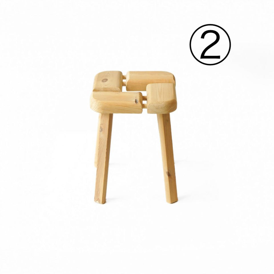 Finnish Vintage Pinewood Stool/フィンランドヴィンテージ スツール 椅子 パイン材
