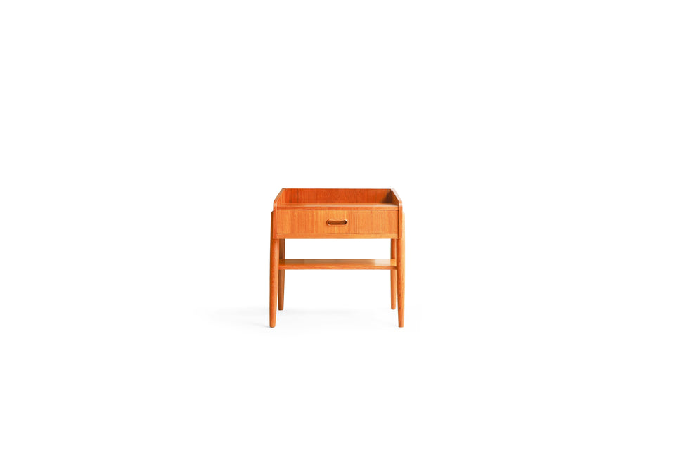 Danish Vintage Side Table with Drawer/デンマークヴィンテージ サイドテーブル 引き出し付き チーク材 北欧家具