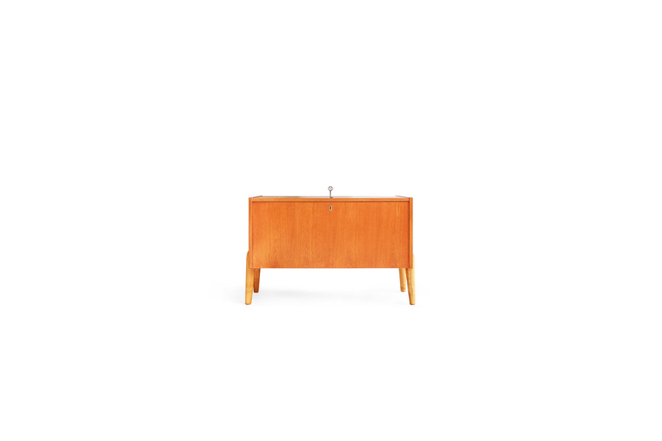 Scandinavian Vintage Small Sideboard Cabinet/北欧ヴィンテージ スモールサイドボード キャビネット チーク材 収納家具