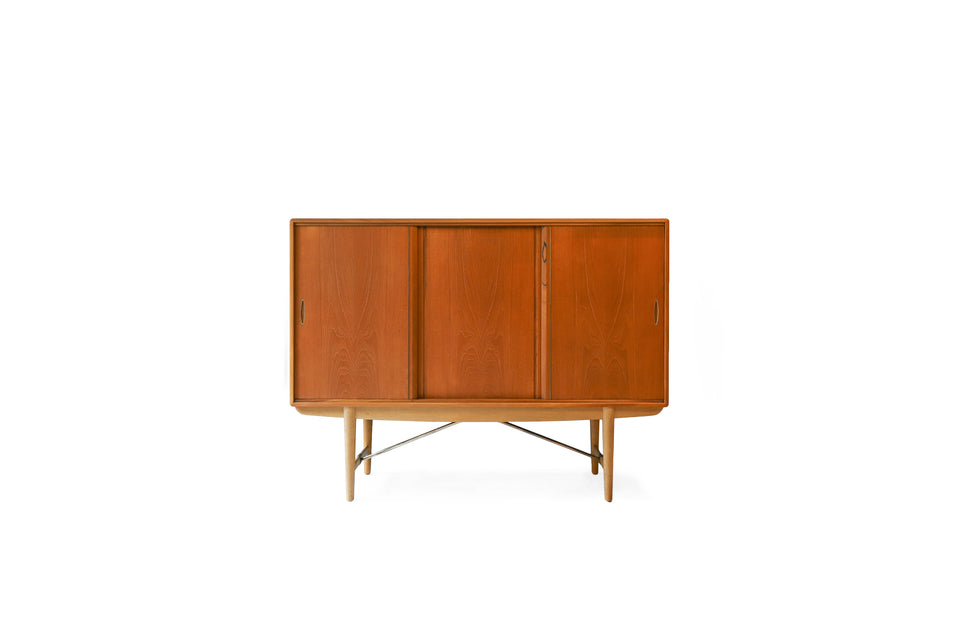 Danish Vintage High Sideboard/デンマークヴィンテージ サイドボード チーク材 北欧家具