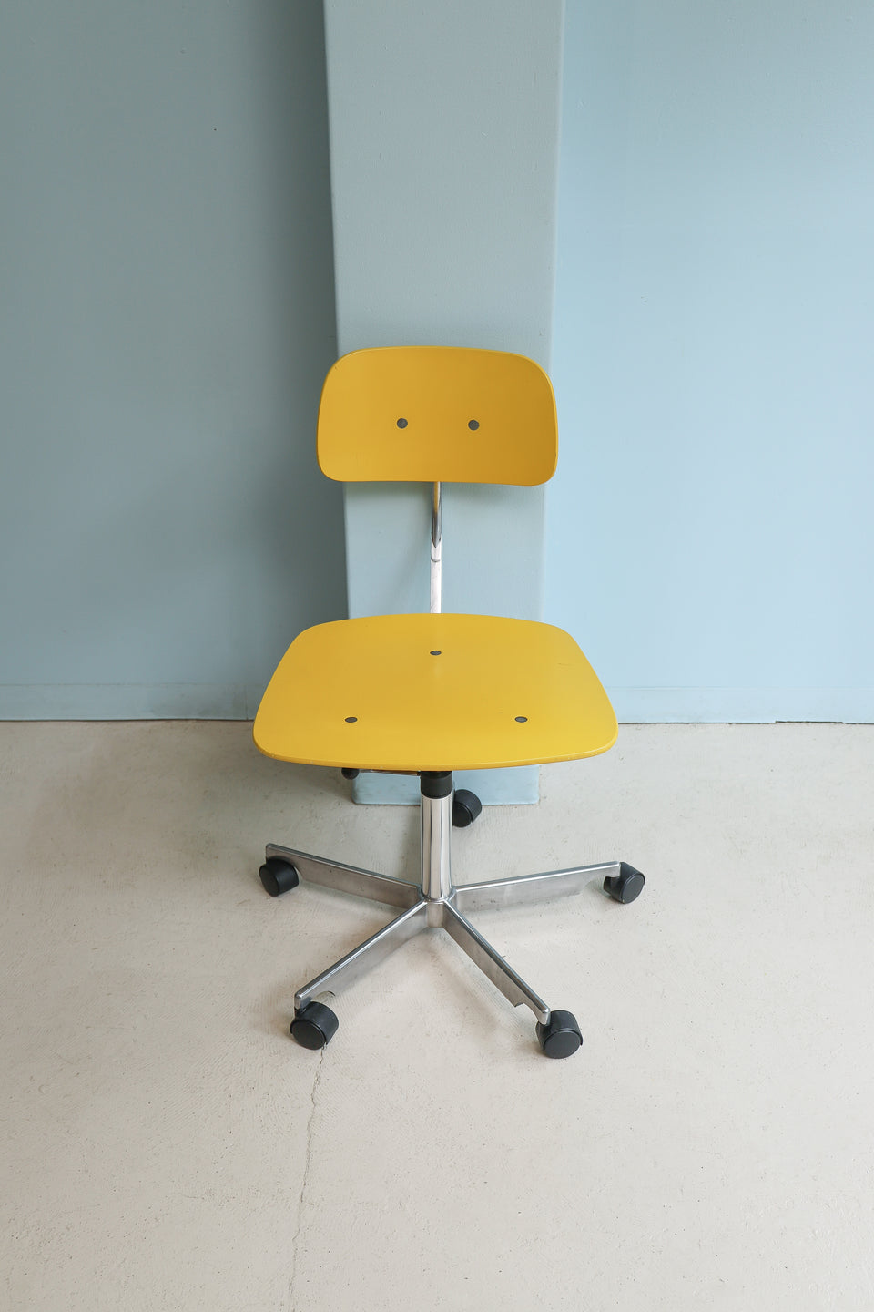 FRITZ HANSEN Kevi Chair Jørgen Rasmussen/フリッツハンセン ケヴィ キャスターチェア デンマークデザイン イエロー