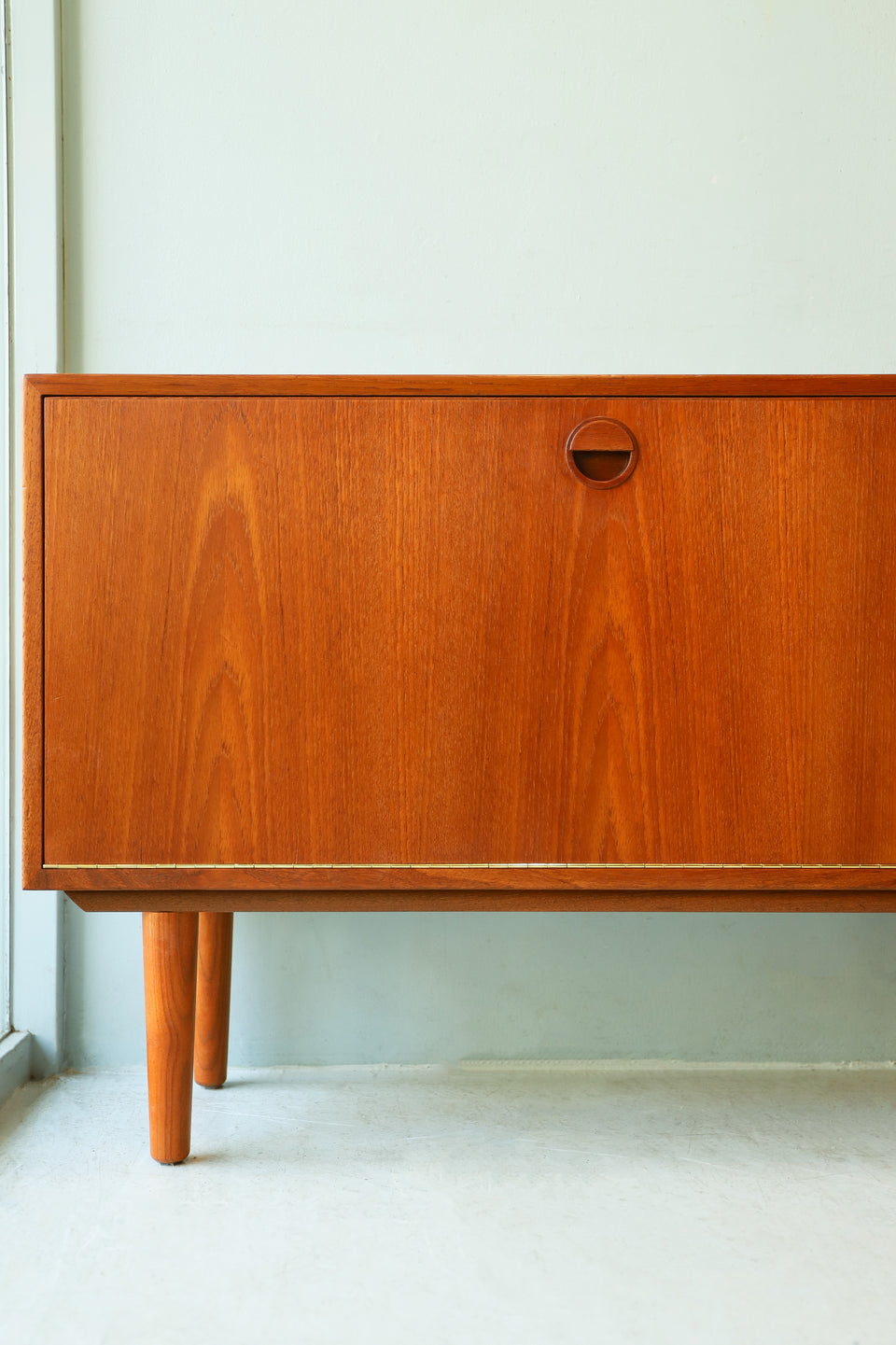 HG Møbler Small Cabinet Teakwood Danish Vintage/デンマークヴィンテージ スモールキャビネット テレビボード 北欧インテリア