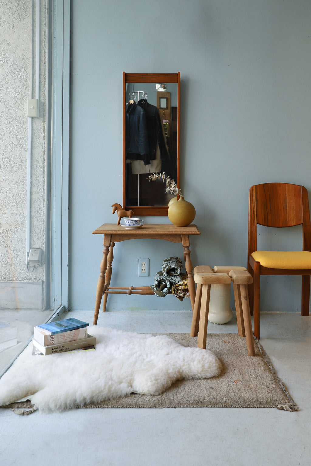 デンマークヴィンテージ ウォールミラー チーク材 壁掛け鏡 北欧インテリア/Danish Vintage Teakwood Wall Hanging  Mirror – FURUICHI/古一