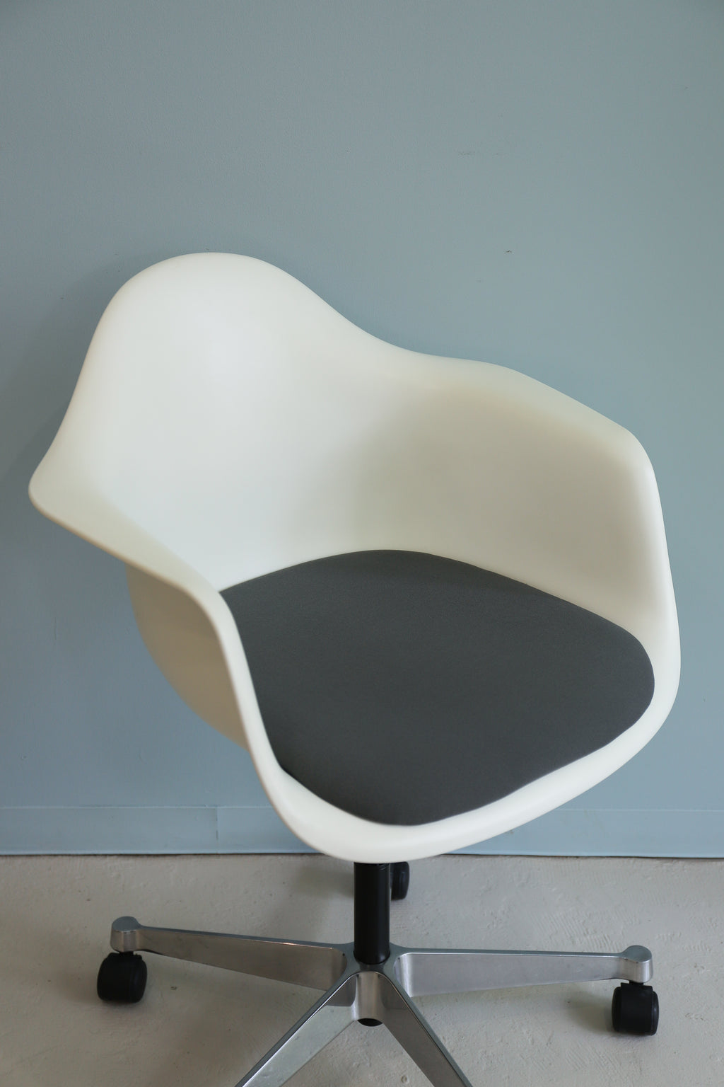 最安値国産■★美品★ハーマンミラー★Herman Miller★ヴィトラ★Vitra★Eames Shell Chair★チェア★イームズ★シェルサイドチェア★ その他