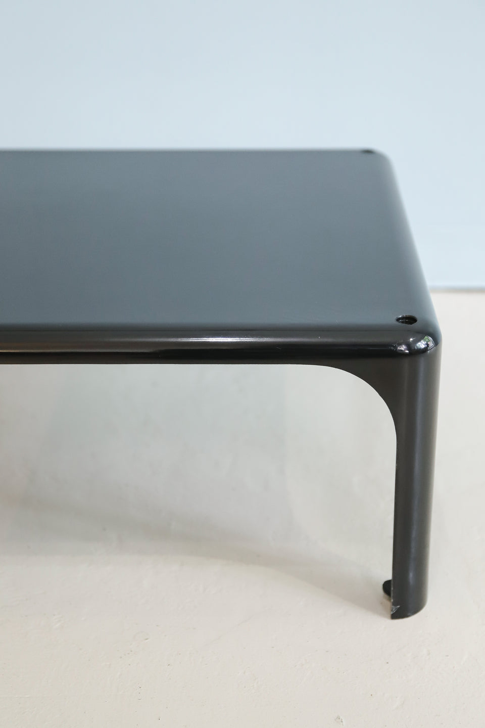 Artemide Demetrio 45 Low Table Vico Magistretti/アルテミデ デミトリオ45 ヴィコ・マジストレッティ ローテーブル プラスチック イタリアンモダン