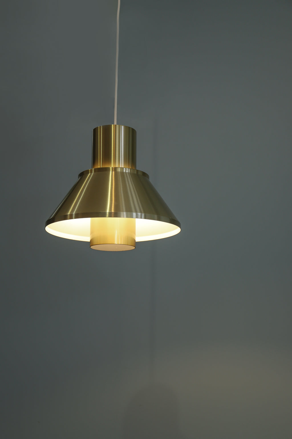 デンマークヴィンテージ フォグ＆モーラップ ペンダントライト 北欧インテリア/Danish Vintage Fog&Mørup Pendant  Light Life Gold – FURUICHI/古一