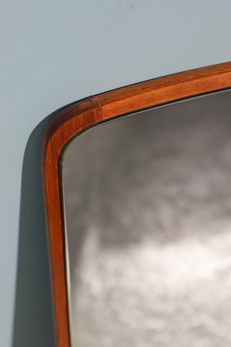 Danish Vintage Small Wall Mirror Teak Frame/デンマークヴィンテージ スモールウォールミラー チークフレーム 鏡 北欧インテリア