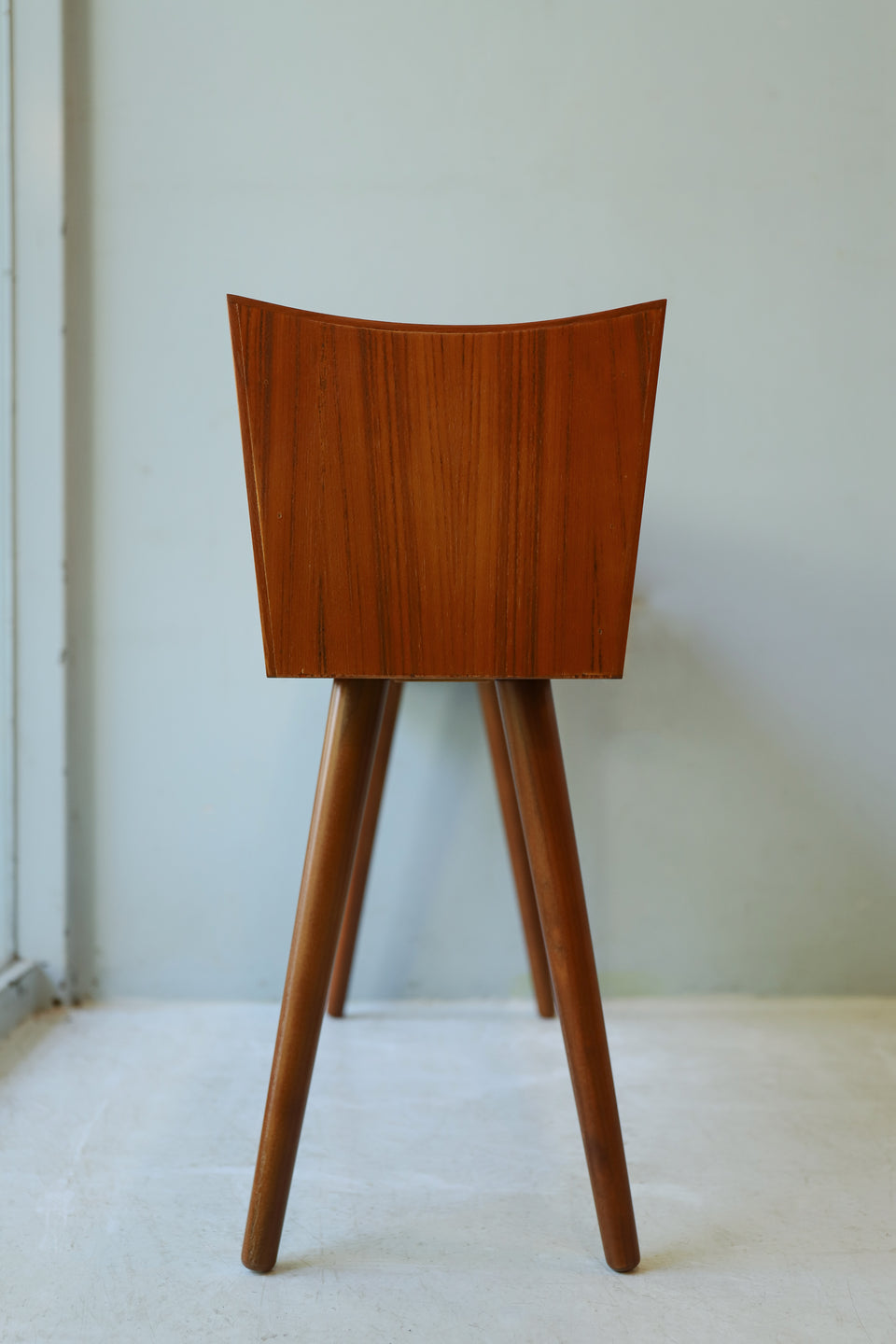 Scandinavian Design Teakwood Planter/北欧デザイン プランター チーク材