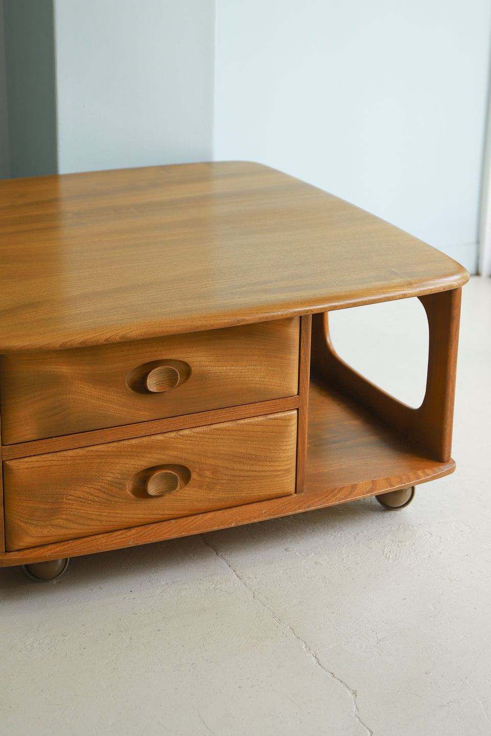 UK Vintage Ercol Pandora Coffee Table/イギリスヴィンテージ アーコール パンドラ コーヒーテーブル