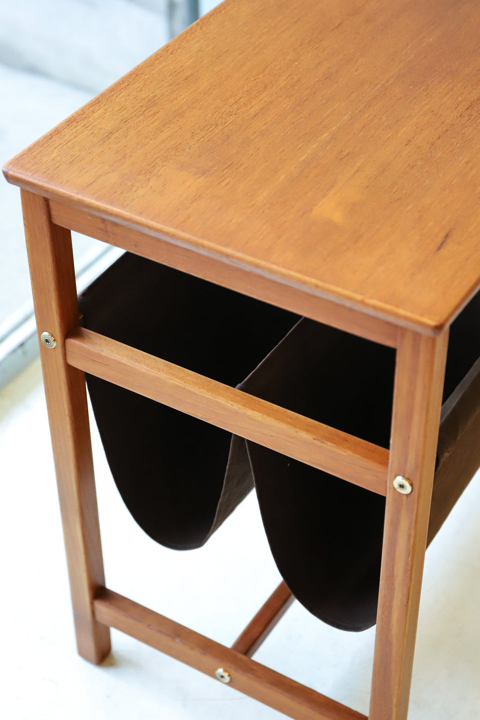 Side Table with Magazine Rack Scandinavian Vintage/北欧ヴィンテージ サイドテーブル マガジンラック