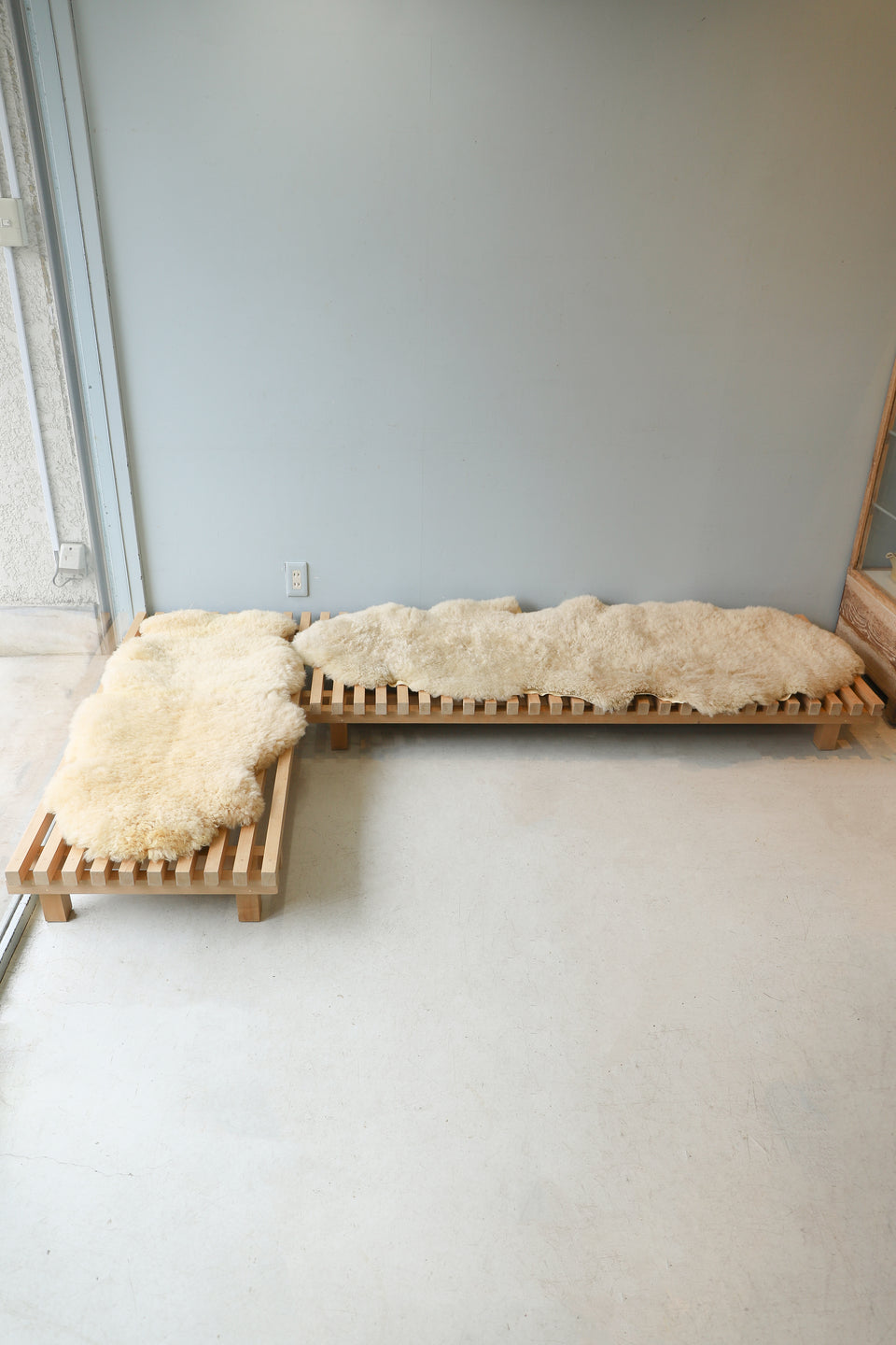 Charlotte Perriand Style Wooden Slit Low Bench/スリット ローベンチ 木製 シャルロット・ペリアン スタイル
