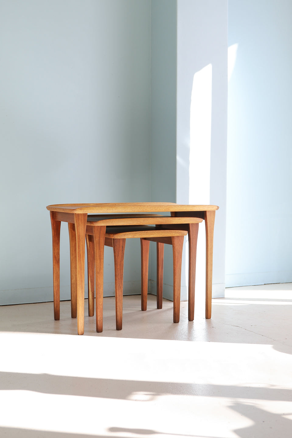 Burgess Furniture Vintage Nest Table/バージェスファニチャー ネストテーブル ヴィンテージ サイドテーブル