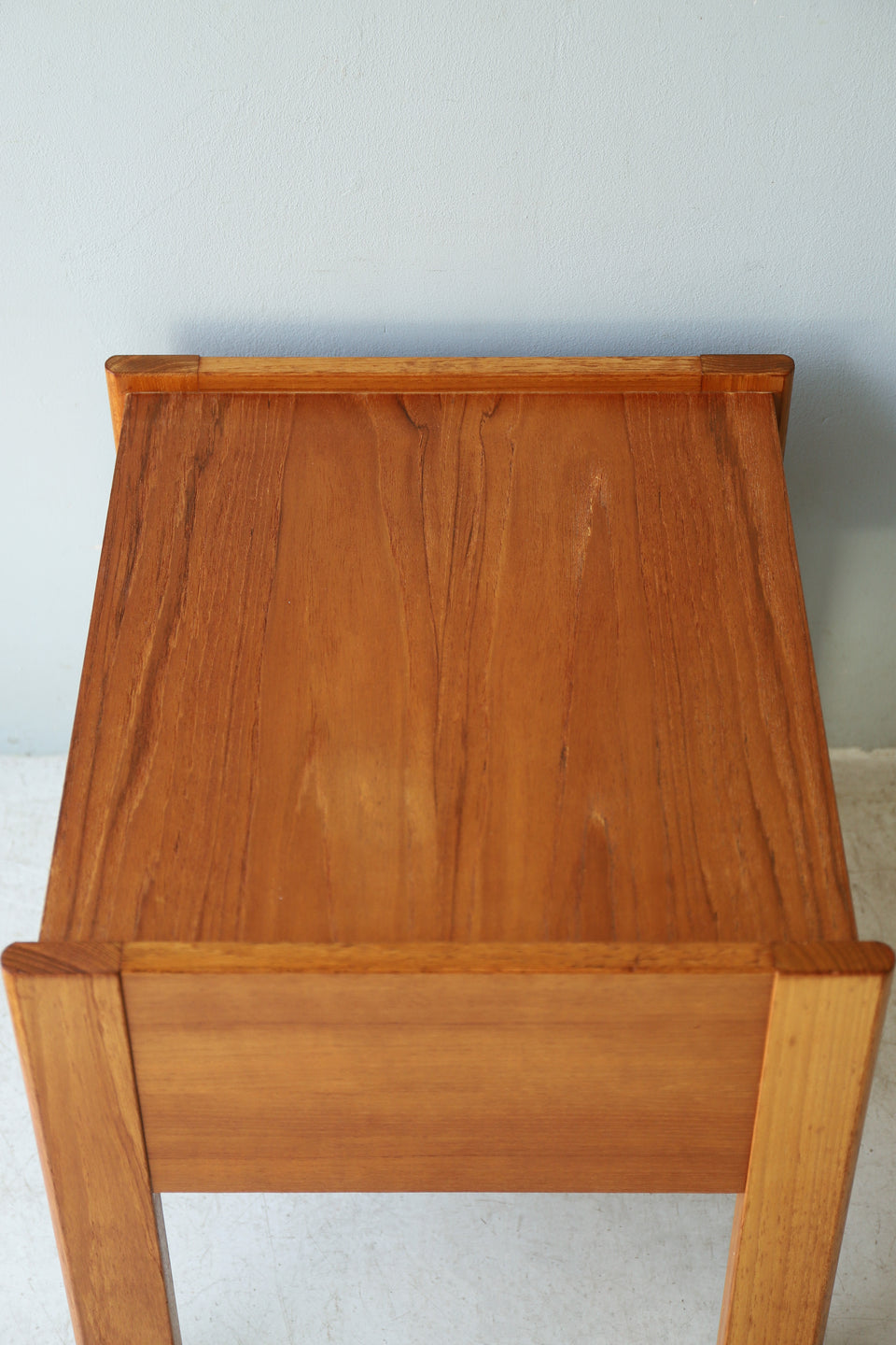 Teakwood Night Table Danish Vintage/デンマークヴィンテージ ナイトテーブル チーク材 サイドテーブル 北欧家具