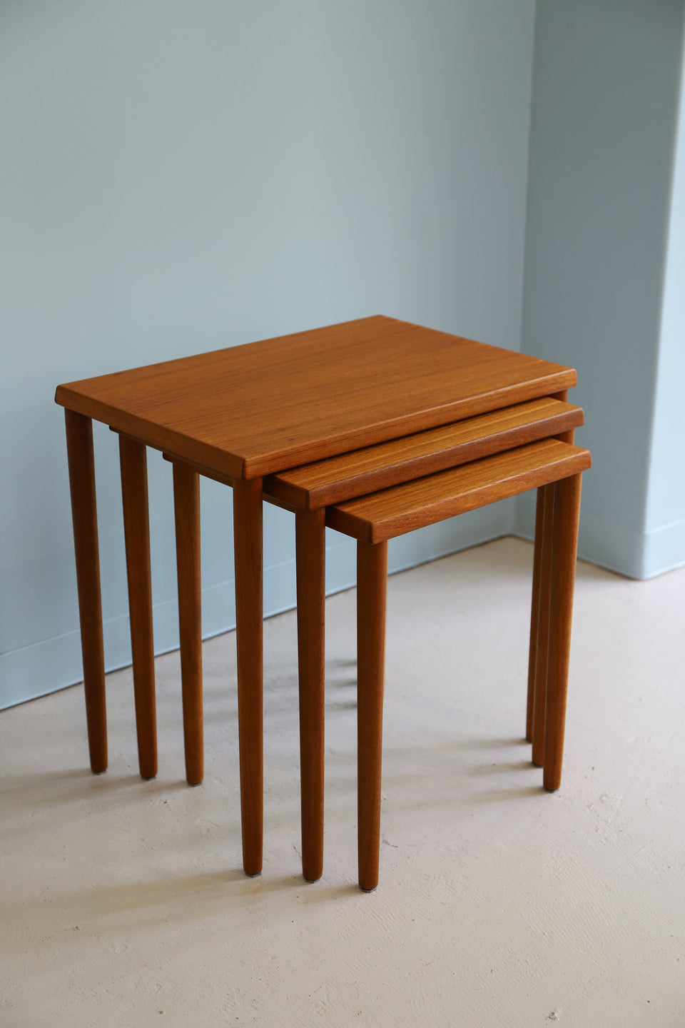 Danish Vintage Nesting Table Side Table/デンマークヴィンテージ ネストテーブル チーク材 サイドテーブル 北欧家具