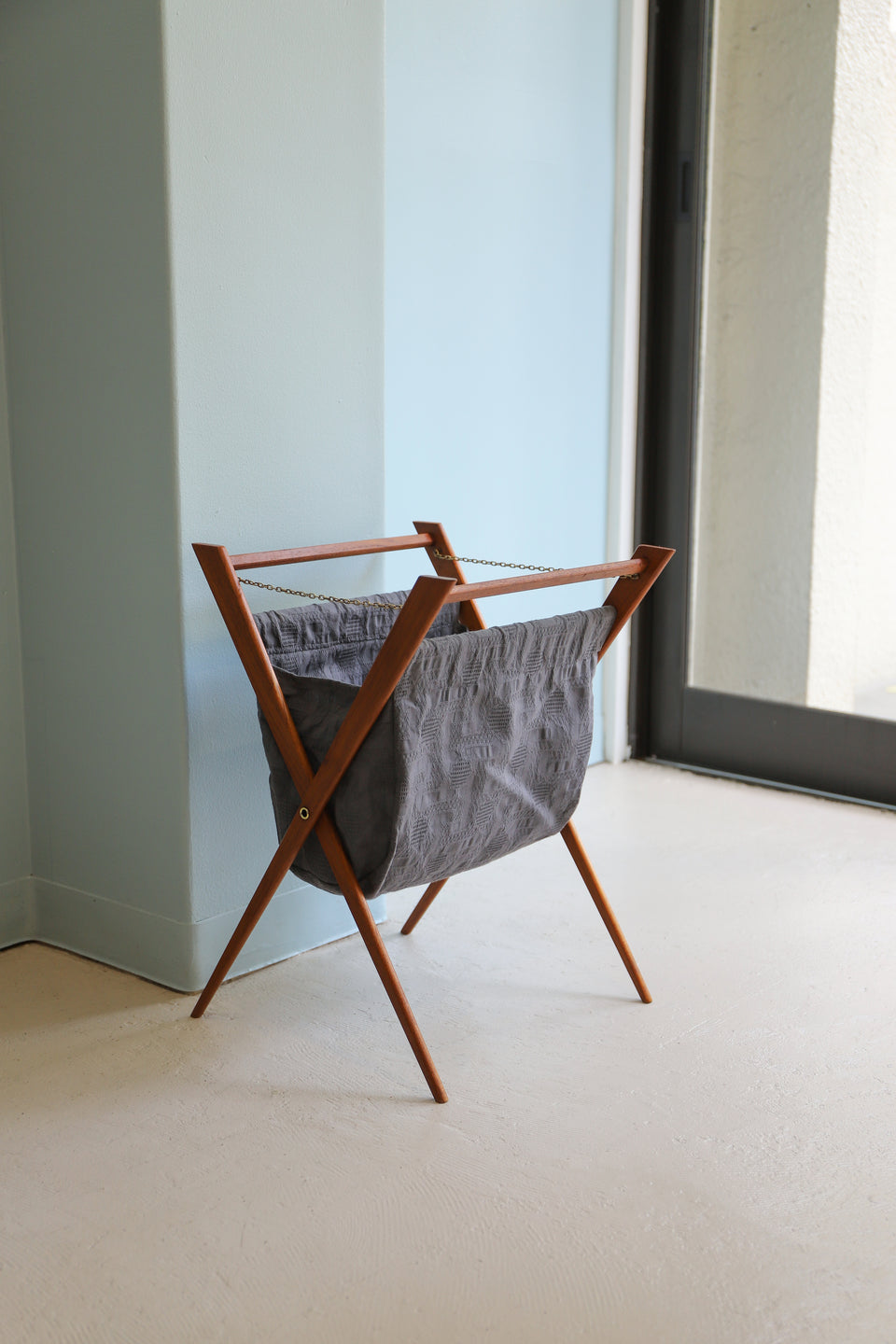 Foldable Magazine Rack Teakwood Scandinavian Vintage/ヴィンテージマガジンラック 折りたたみ式 チーク材 北欧インテリア