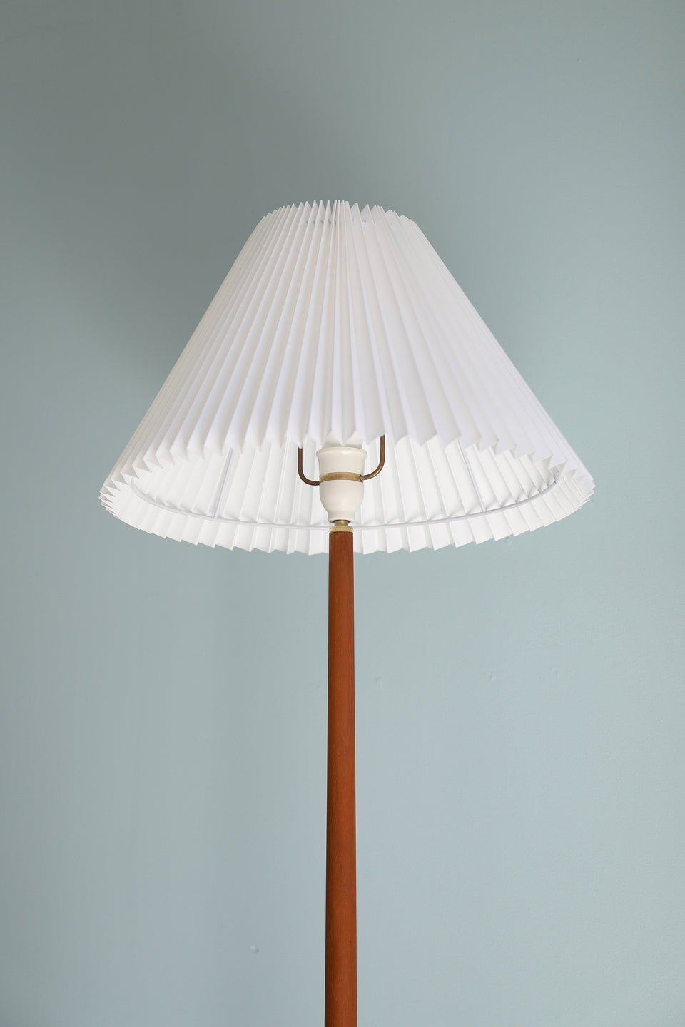 Swedish Vintage Floor Stand Teakwood/スウェーデンヴィンテージ フロアスタンドライト チーク材 間接照明 北欧インテリア