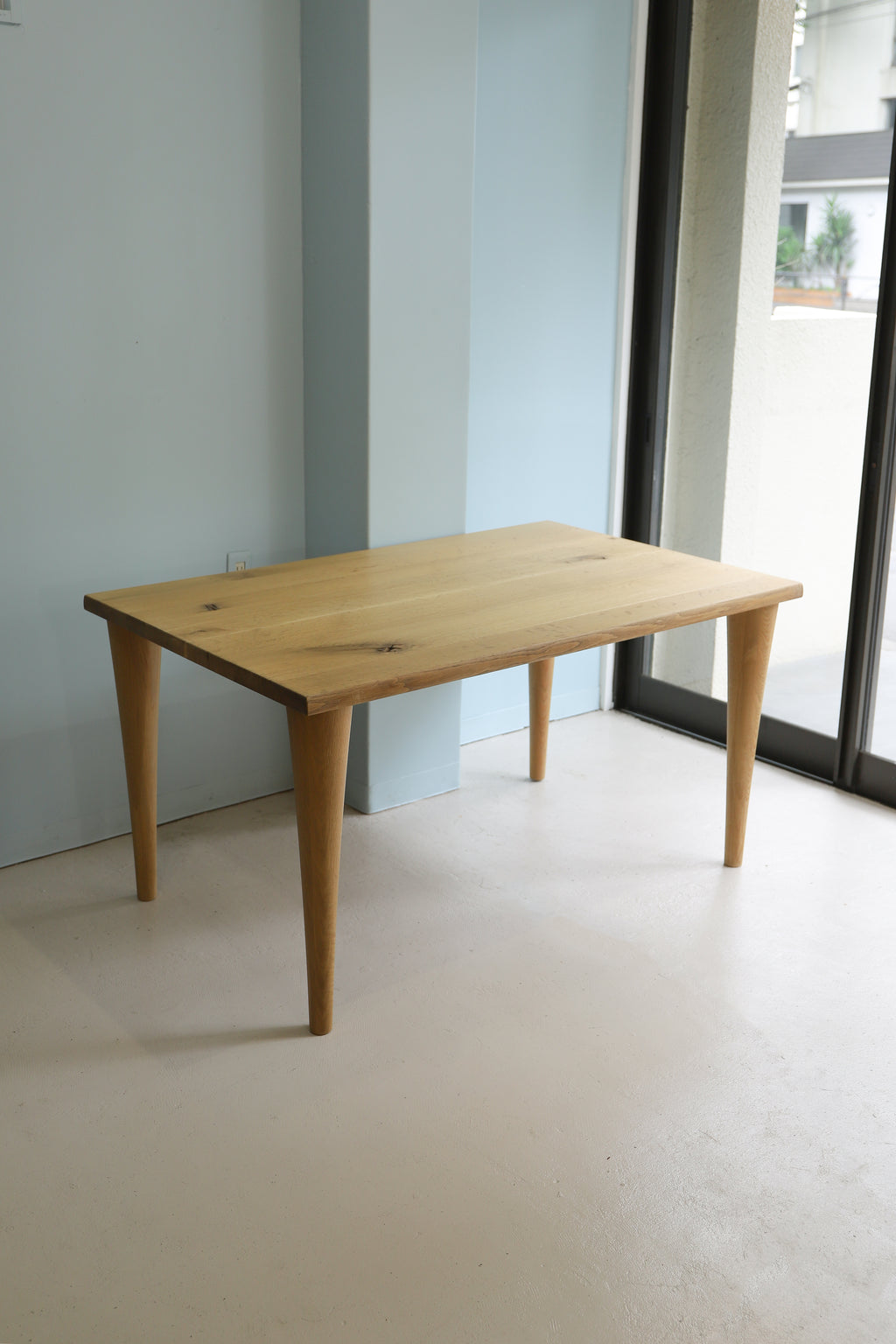 飛騨産業 ダイニングテーブル 森のことばシリーズ ナラ材 キツツキ/HIDA Dining Table Oak Wood – FURUICHI/古一