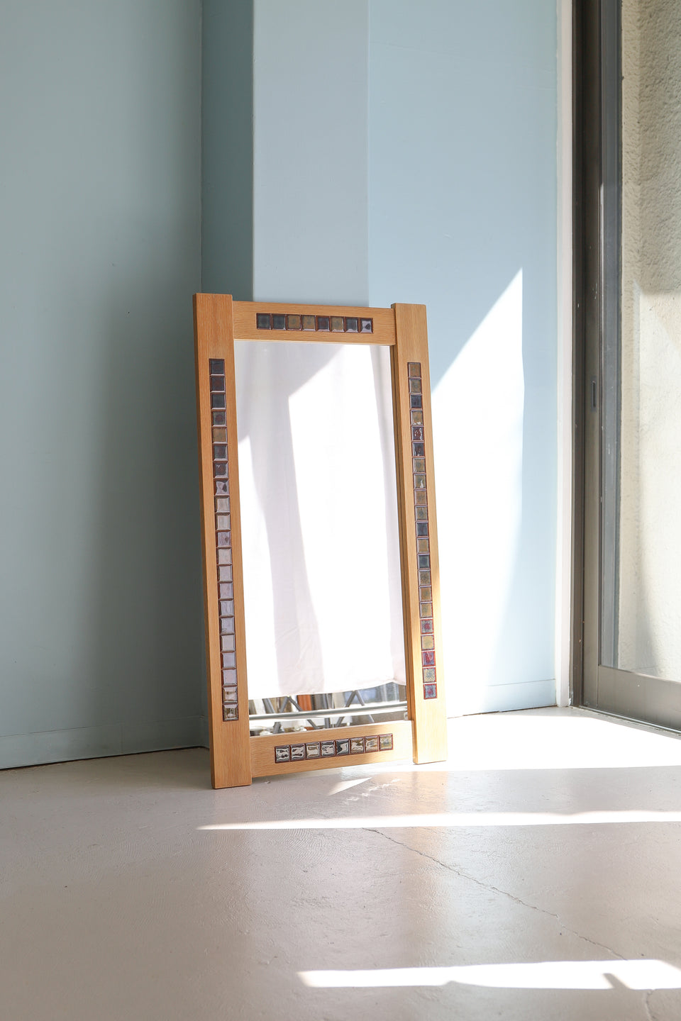 Danish Vintage Oakwood Tile Mirror/デンマークヴィンテージ ウォールミラー オーク材 タイル 北欧インテリア