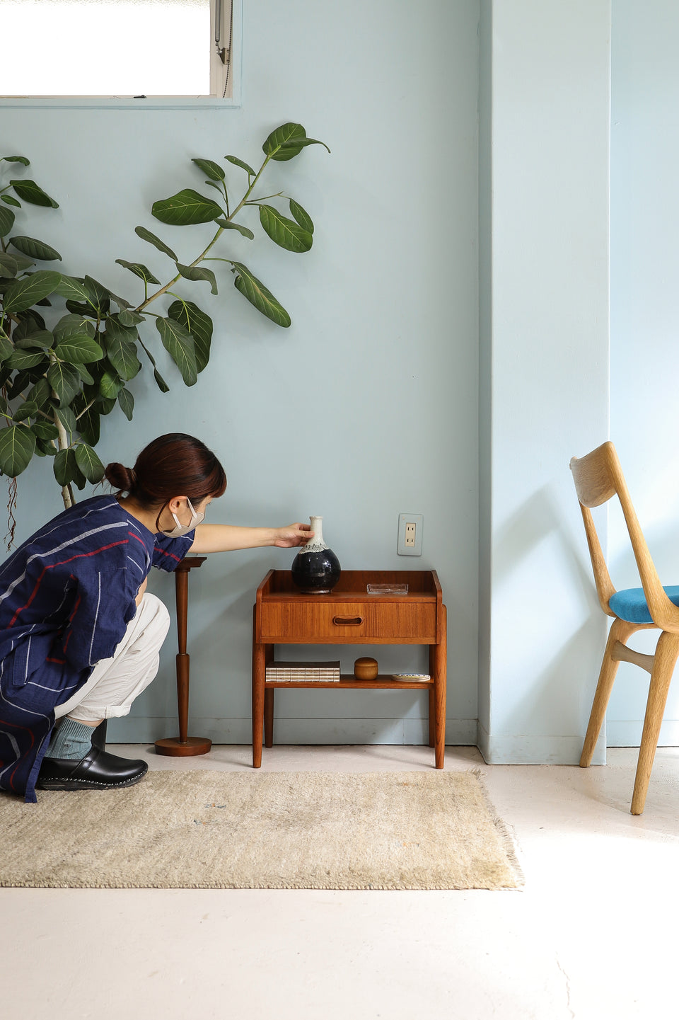 Danish Vintage Side Table with Drawer/デンマークヴィンテージ サイドテーブル 引き出し付き チーク材 北欧家具