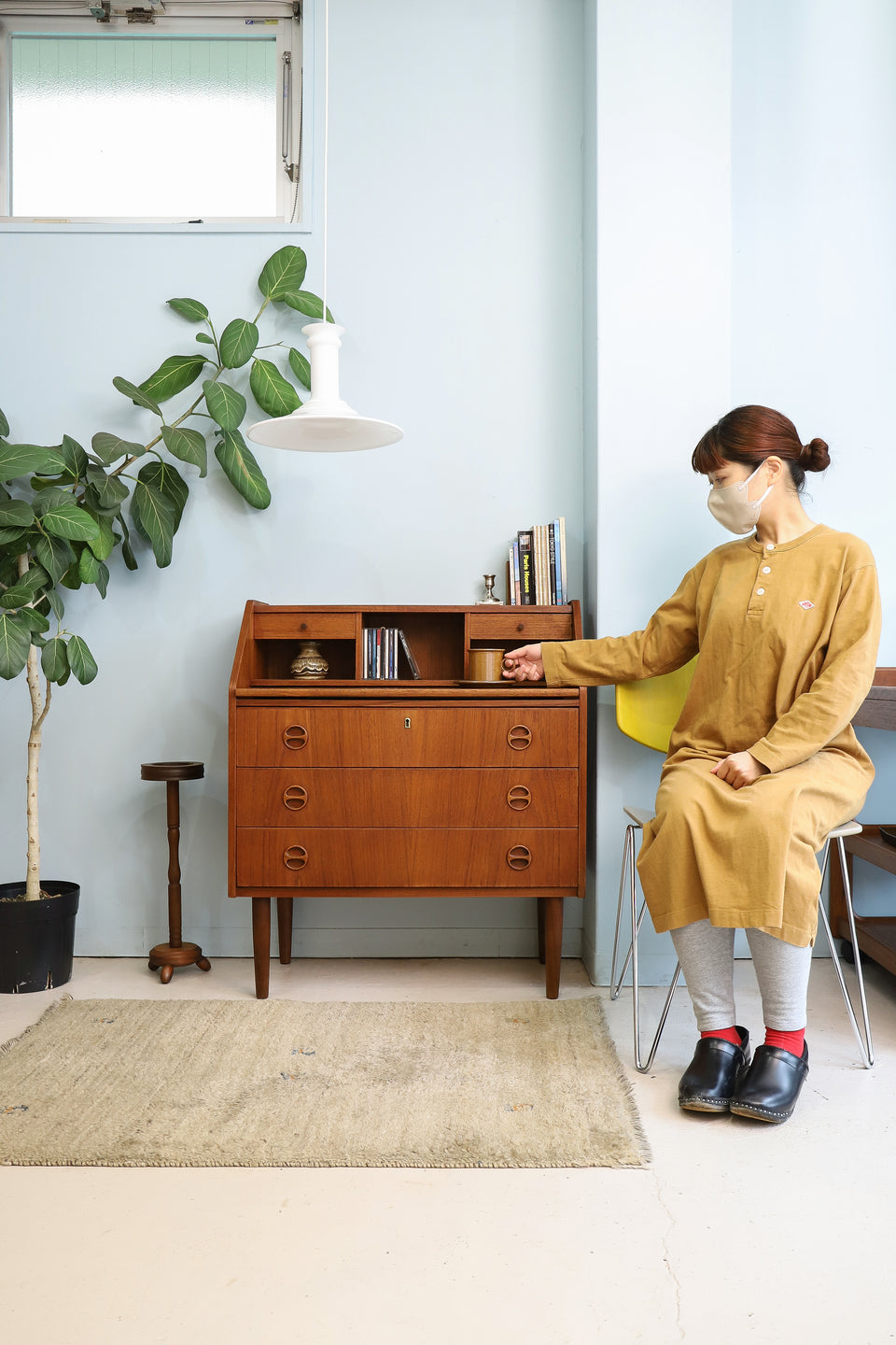 Danish Vintage Bureau with Mirror/デンマークヴィンテージ ビューロー ミラー チェスト チーク材 北欧家具