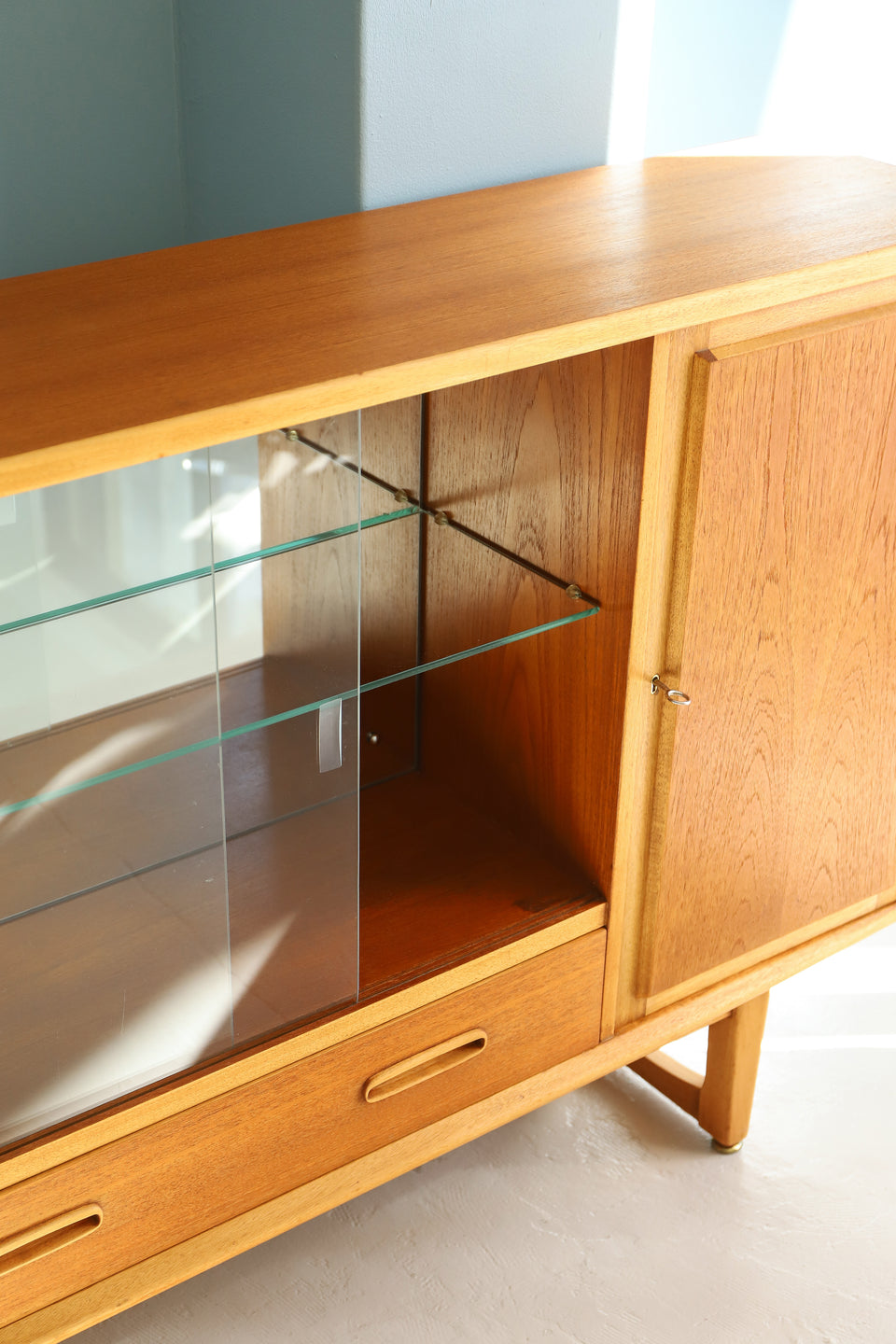 UK Vintage Drink Cabinet Sideboard/イギリスヴィンテージ ドリンクキャビネット サイドボード