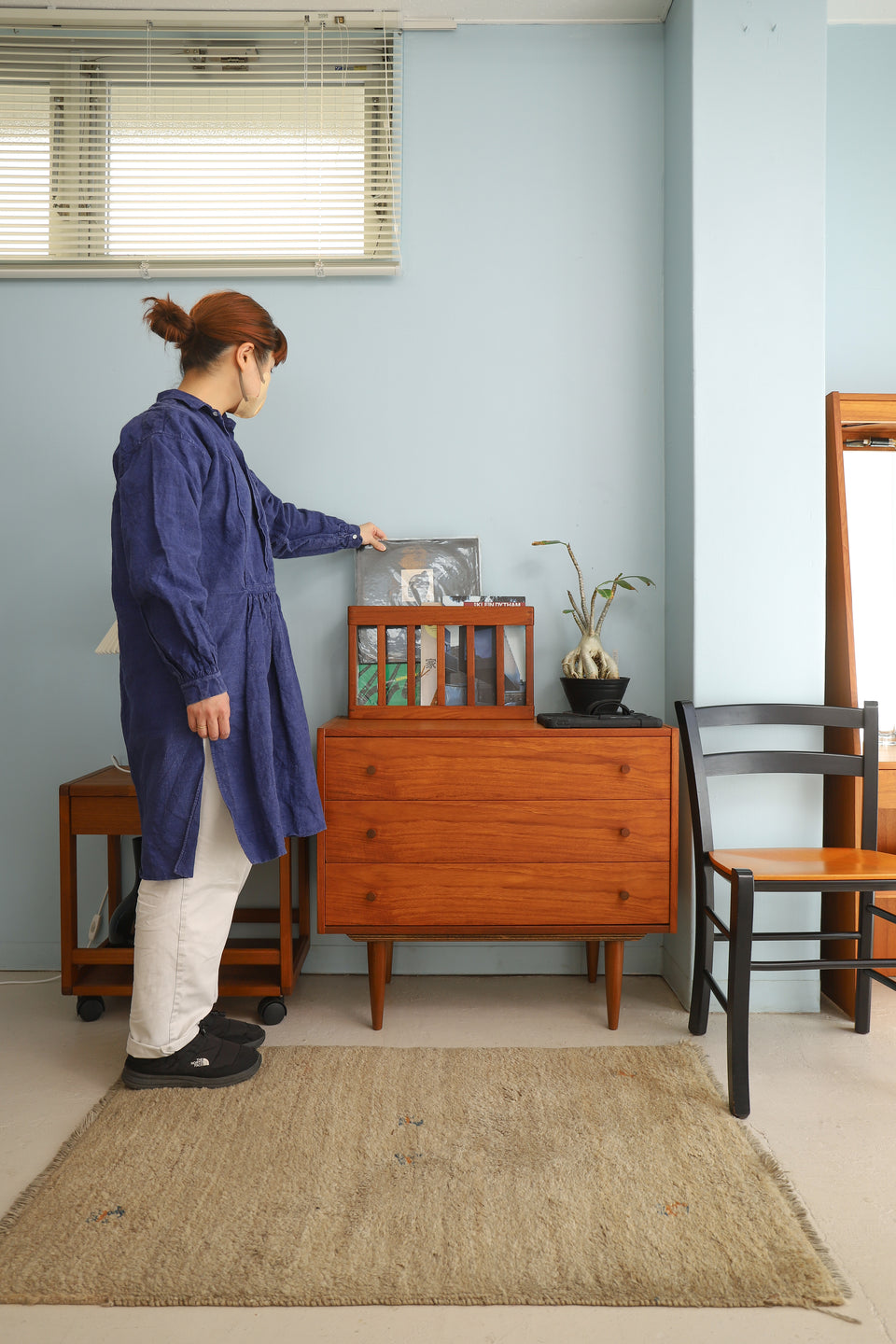 Danish Vintage Teakwood Magazine Rack/デンマークヴィンテージ マガジンラック チーク材 北欧インテリア