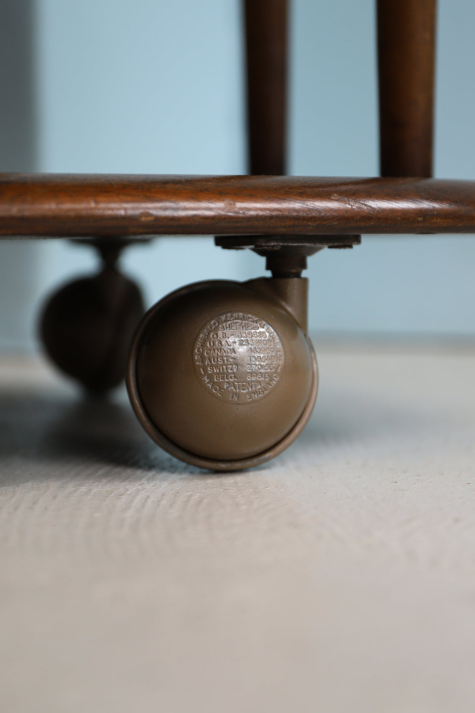 UK Vintage Ercol Bookcase Trolley Dark Brown/イギリスヴィンテージ アーコール ブックケース トロリー ワゴン ダークブラウン