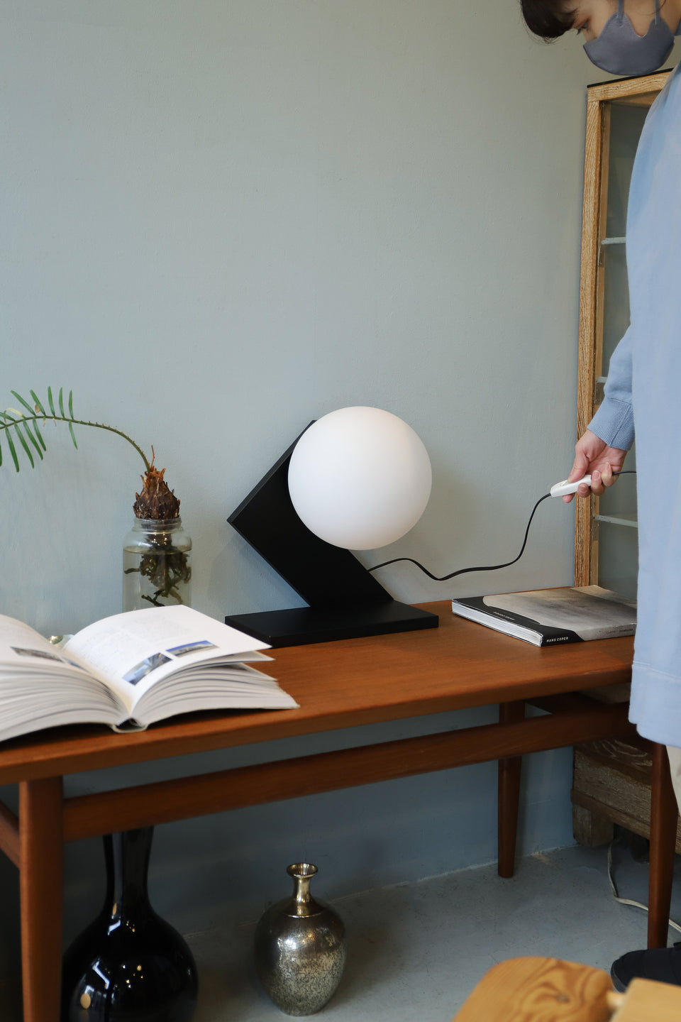 Glass Globe Lamp Post Modern Design/ガラスボール ランプ ポストモダンデザイン 照明