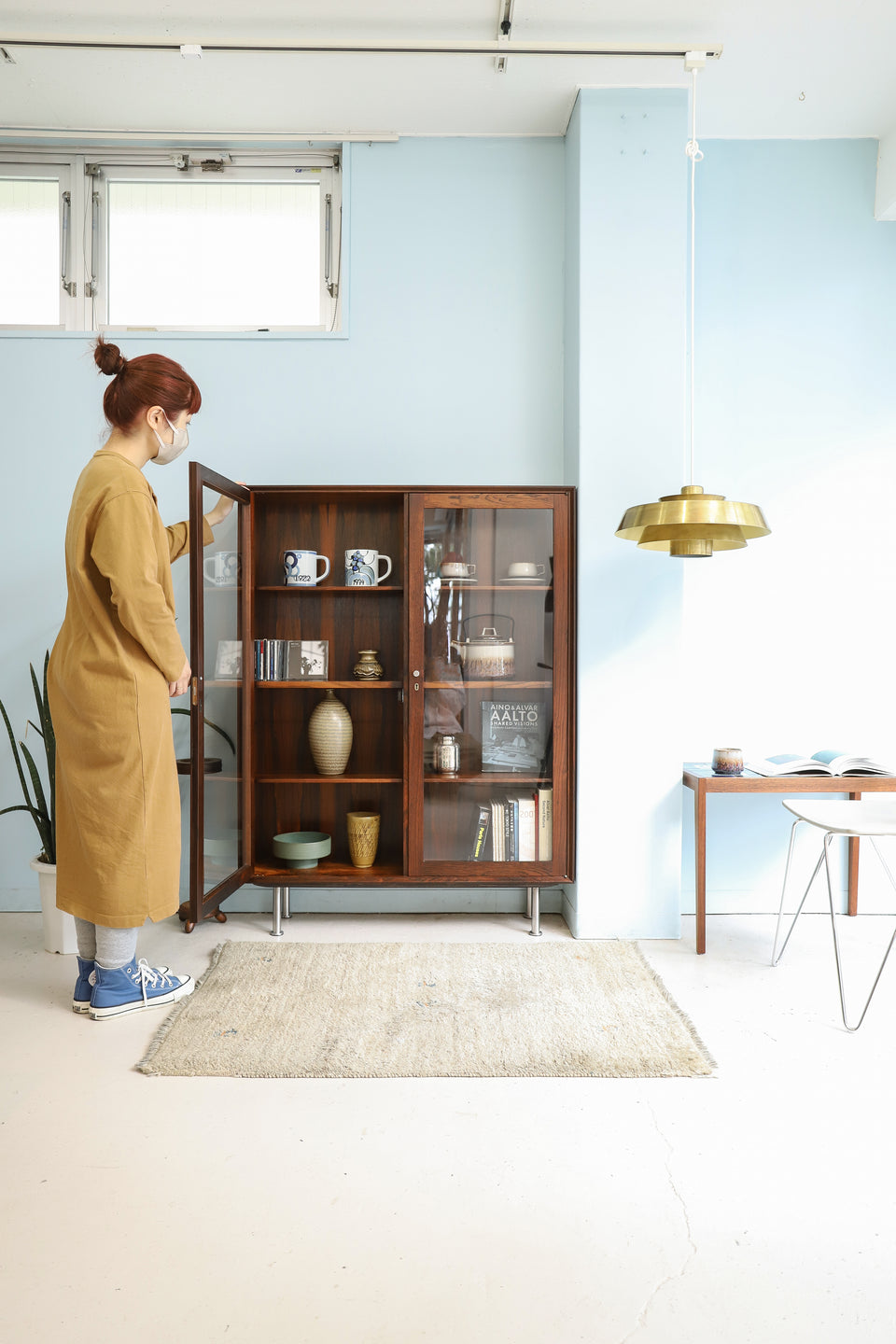 Scandinavian Vintage Rosewood Glass Cabinet/北欧ヴィンテージ ガラスキャビネット ローズウッド ディスプレイ 収納家具