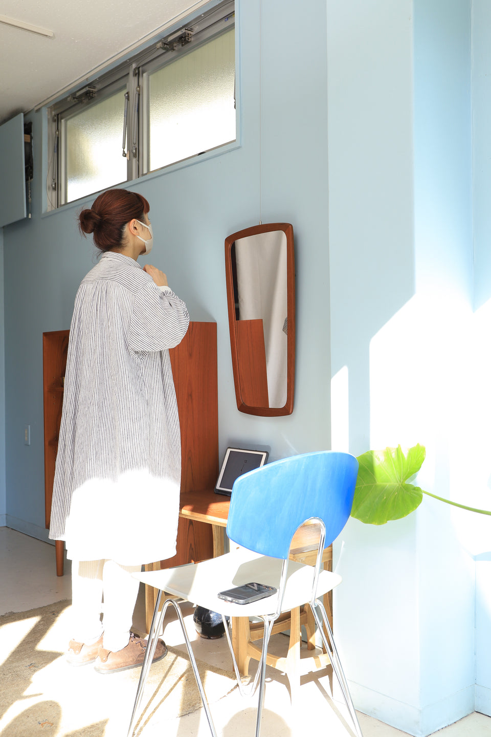 Danish Vintage Wall Mirror Aarhus Glasimport og Glassliberi/デンマークヴィンテージ ウォールミラー チークフレーム 鏡 北欧インテリア