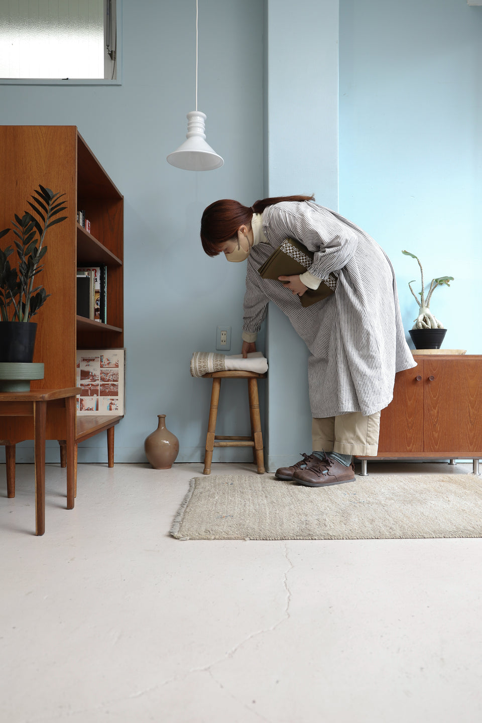 Vintage Wooden Round Stool/ヴィンテージ スツール 木製 シャビーシック 丸椅子 古道具