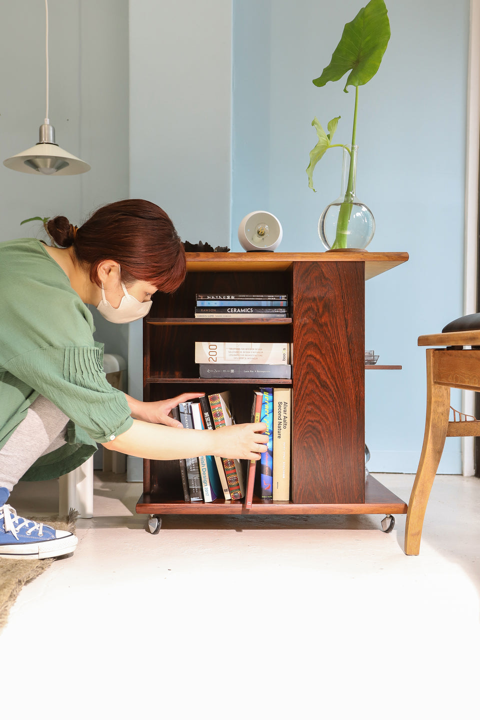 Danish Vintage Rolling Bookshelf Side Table J.Ingvard Jensen/デンマークヴィンテージ ブックシェルフ キャスター付き サイドテーブル ローズウッド 北欧家具