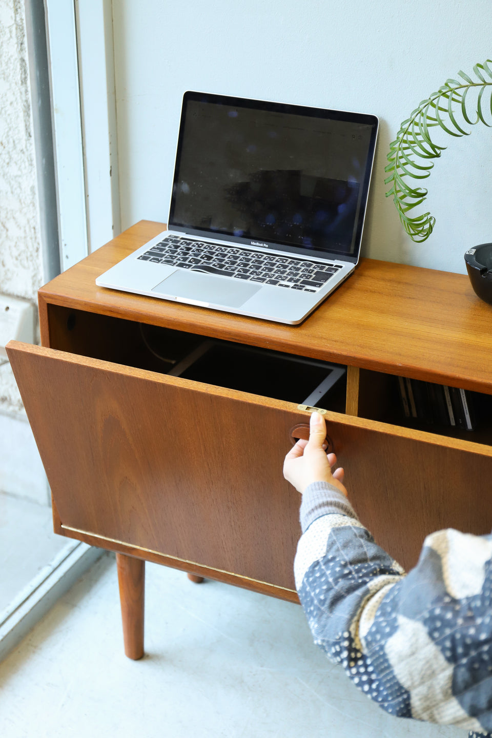 HG Møbler Small Cabinet Teakwood Danish Vintage/デンマークヴィンテージ スモールキャビネット テレビボード 北欧インテリア
