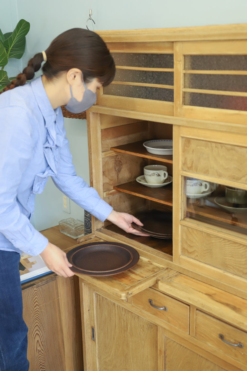 Japanese Vintage Glass Cup Board/ジャパンヴィンテージ 食器棚 カップボード ガラス戸棚 収納家具