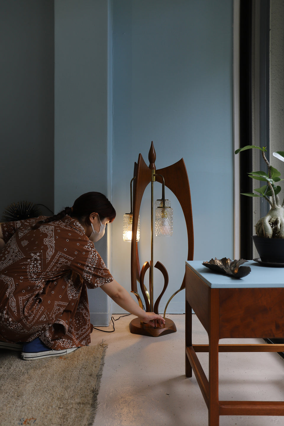 US Vintage Wood Base Floor Lamp/アメリカヴィンテージ フロアランプ 木製ベース ミッドセンチュリー 間接照明