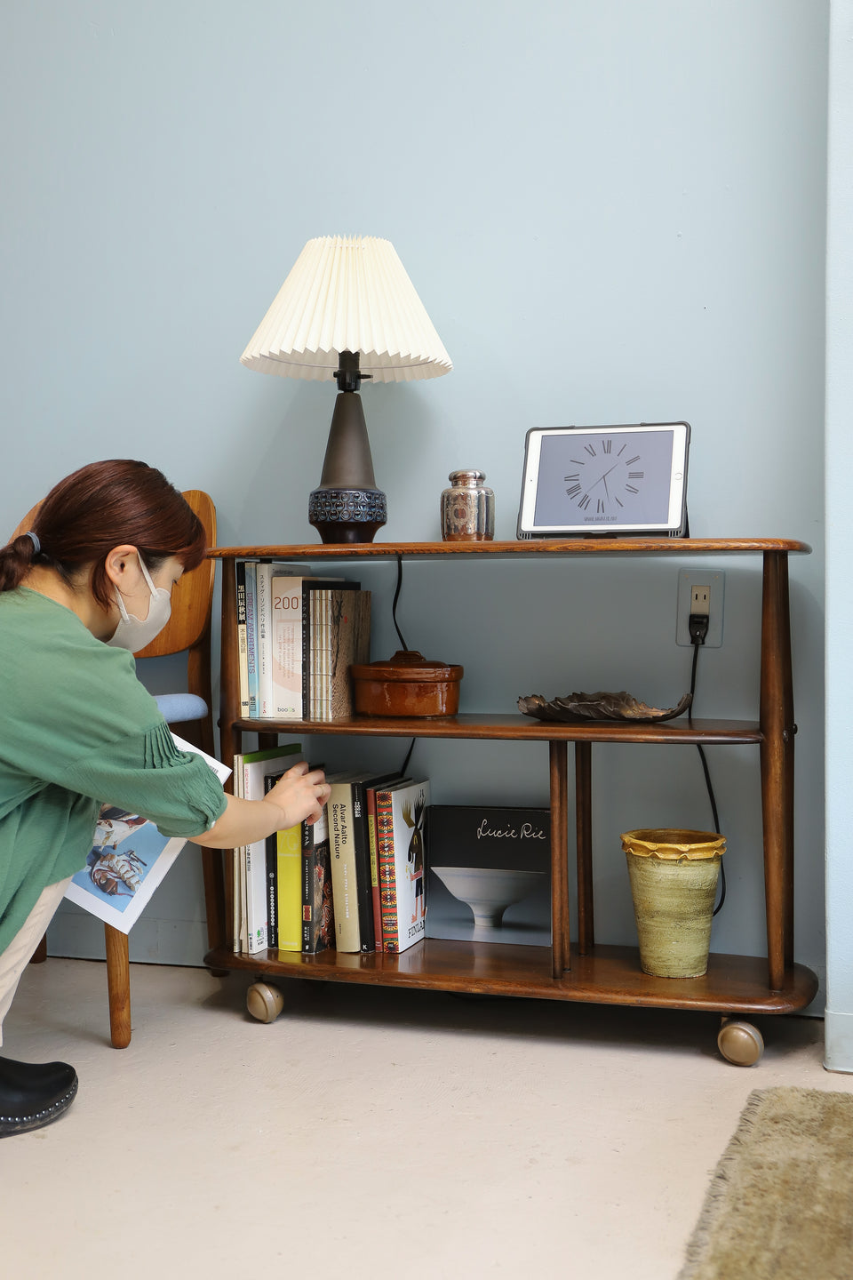 UK Vintage Ercol Bookcase Trolley Dark Brown/イギリスヴィンテージ アーコール ブックケース トロリー ワゴン ダークブラウン