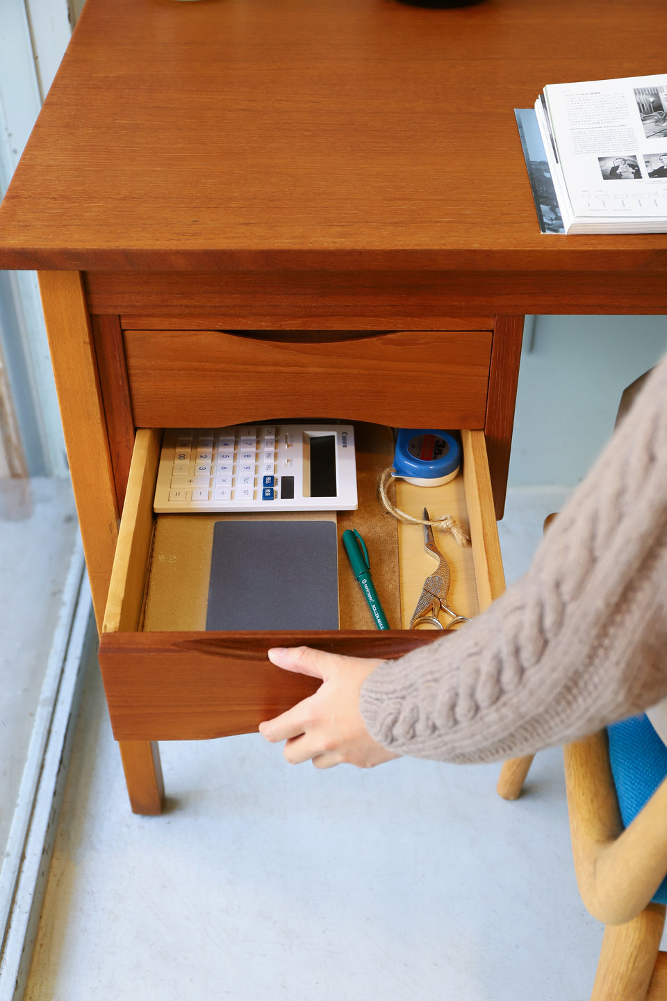 Single Pedestal Desk Danish Vintage/デンマークヴィンテージ 片袖デスク チーク材 北欧モダン