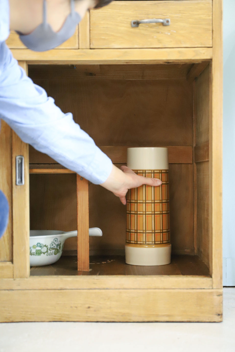 Japanese Vintage Glass Cup Board/ジャパンヴィンテージ 食器棚 カップボード ガラス戸棚 収納家具