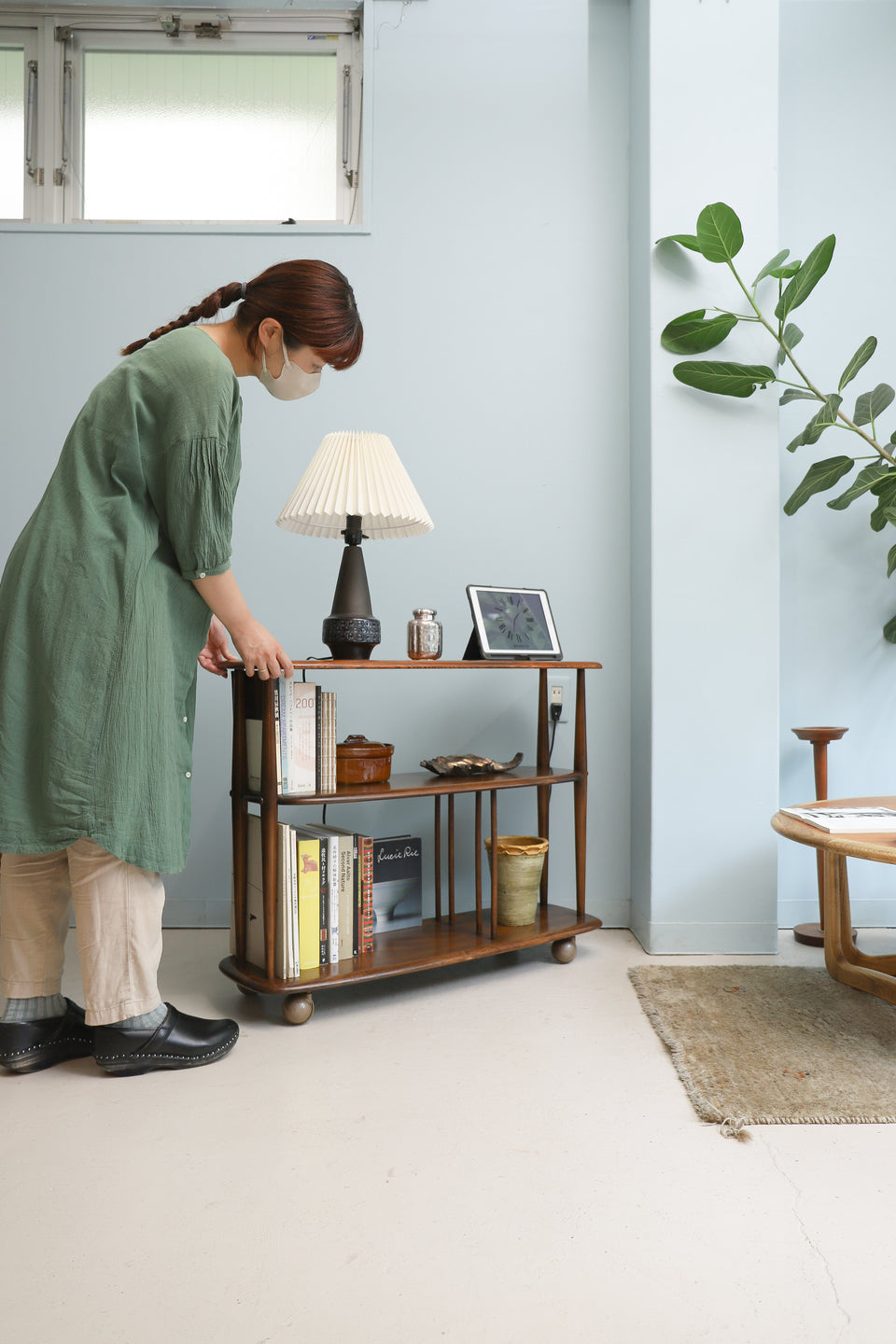 UK Vintage Ercol Bookcase Trolley Dark Brown/イギリスヴィンテージ アーコール ブックケース トロリー ワゴン ダークブラウン