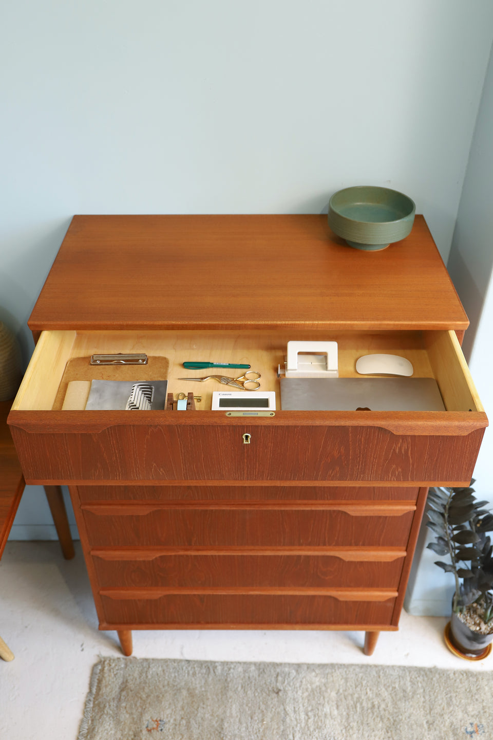 Danish Vintage Trekanten 6drawer Chest/デンマークヴィンテージ チェスト 6段 収納 チーク材 北欧家具
