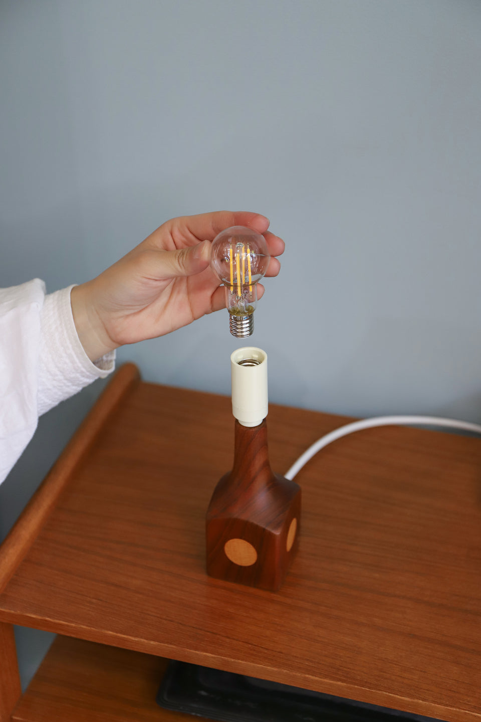 Danish Vintage Teak × Beech Small Table Lamp/デンマークヴィンテージ テーブルランプ チーク材×ビーチ材 間接照明 北欧インテリア