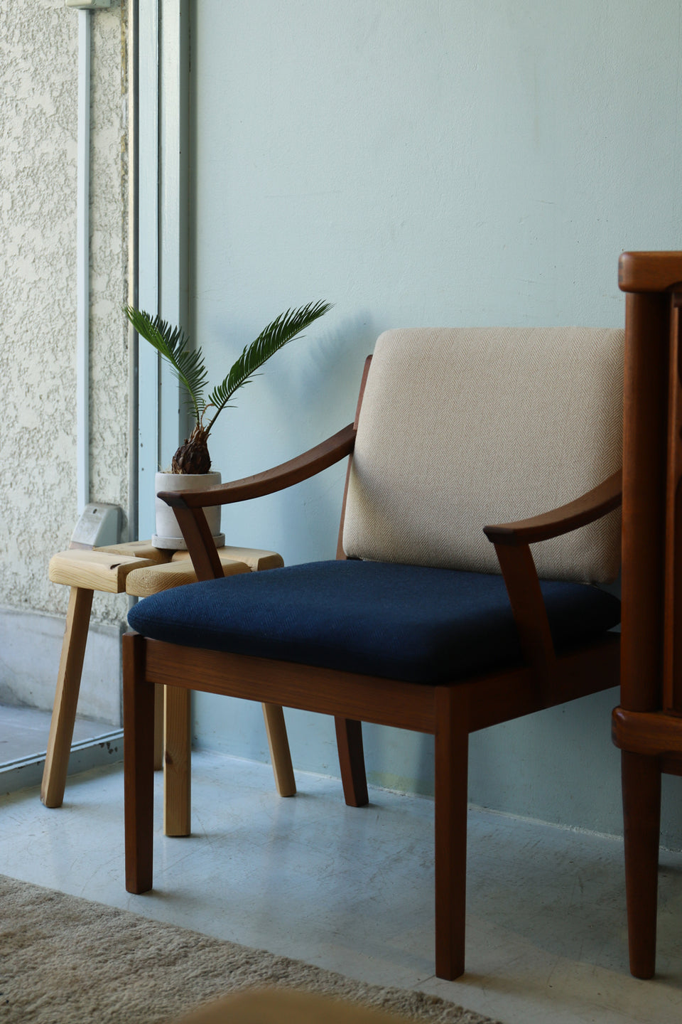 Japanese Vintage Teakwood Lounge Chair/ジャパンヴィンテージ ラウンジチェア アームチェア チーク材 椅子 北欧モダン